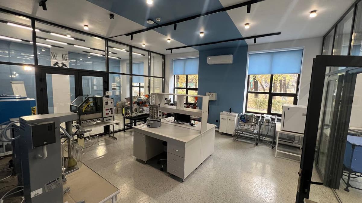 Лаборатория исследования руд на обогатимость